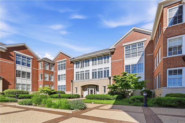 1240 Crescent Pl 3F, Squirrel Hill, PA 15217