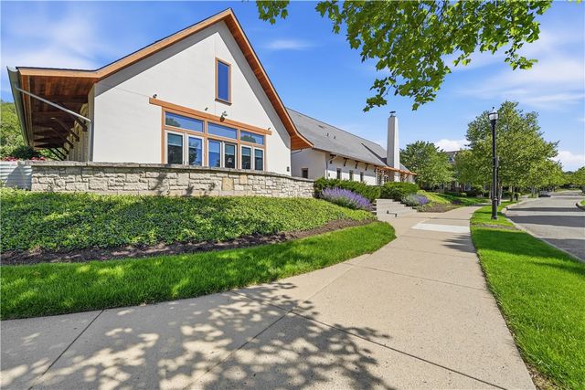 1240 Crescent Pl 3F, Squirrel Hill, PA 15217
