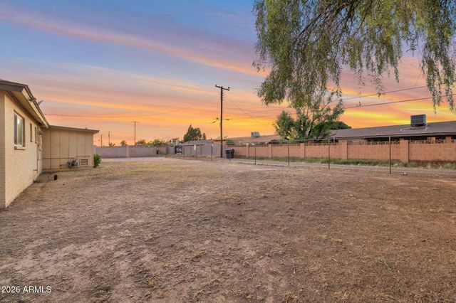 3612 W COLTER Street, Phoenix, AZ 85019