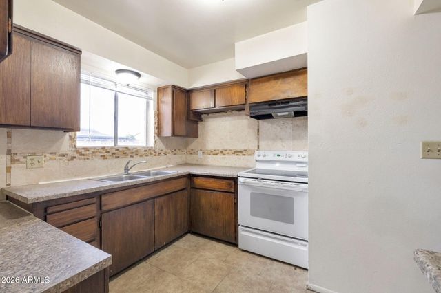 3612 W COLTER Street, Phoenix, AZ 85019