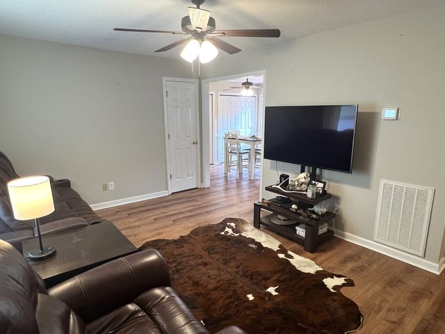 170 Cummings Creek Rd, Clarksville, TN 37042