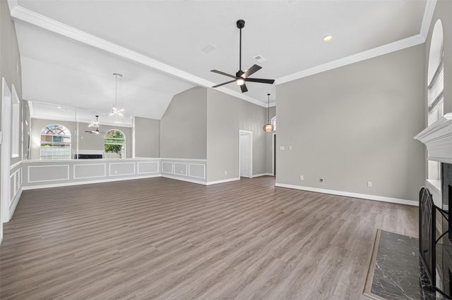14303 Reissen Lane, Houston, TX 77069