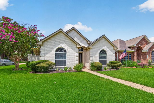 14303 Reissen Lane, Houston, TX 77069