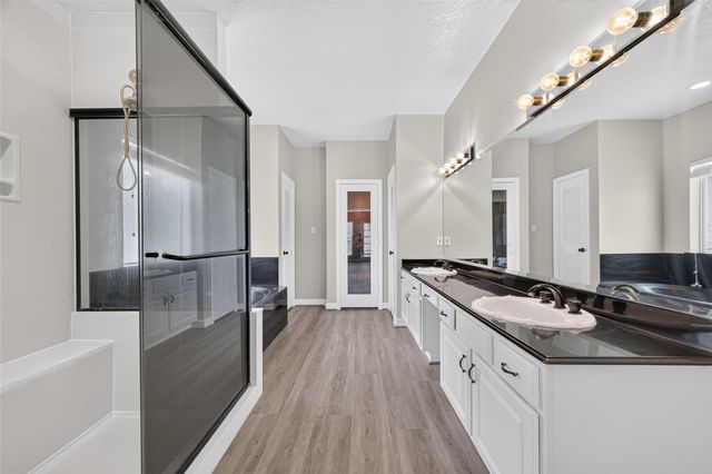 14303 Reissen Lane, Houston, TX 77069