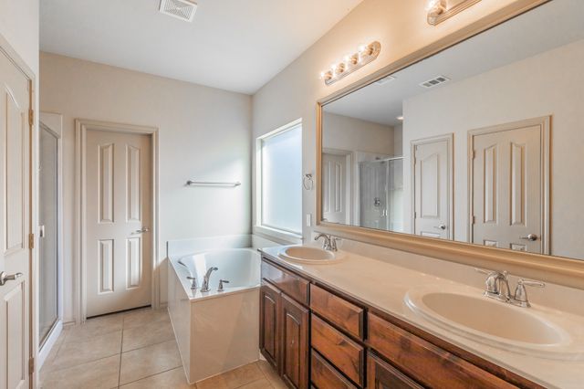 10844 Irish Glen Trail, Fort Worth, TX 76052