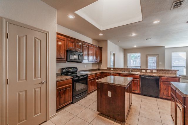10844 Irish Glen Trail, Fort Worth, TX 76052