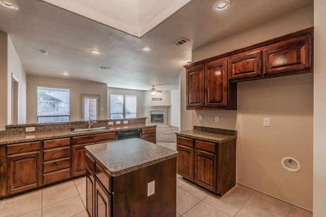 10844 Irish Glen Trail, Fort Worth, TX 76052