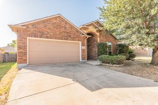 10844 Irish Glen Trail, Fort Worth, TX 76052