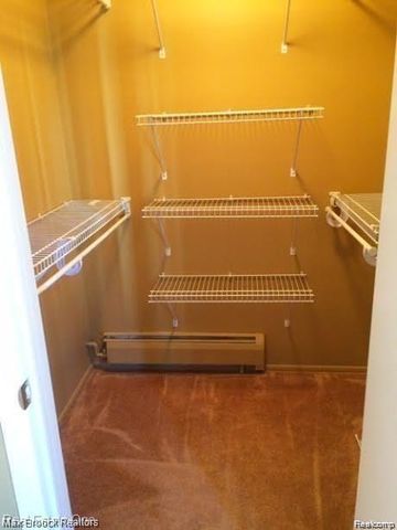 2405 Torquay Avenue 109, Royal Oak, MI 48073