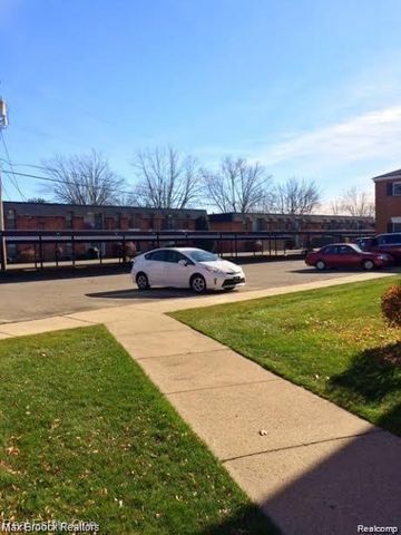 2405 Torquay Avenue 109, Royal Oak, MI 48073