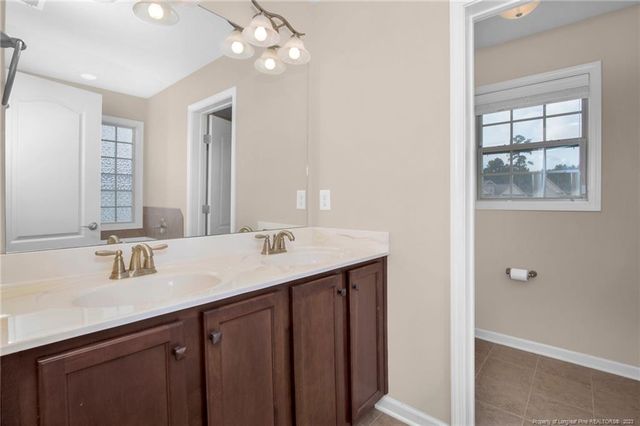 1093 Saint Johns Loop, Raeford, NC 28376