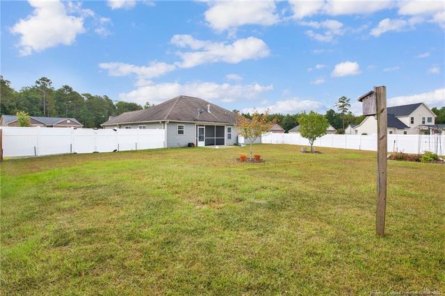 1093 Saint Johns Loop, Raeford, NC 28376