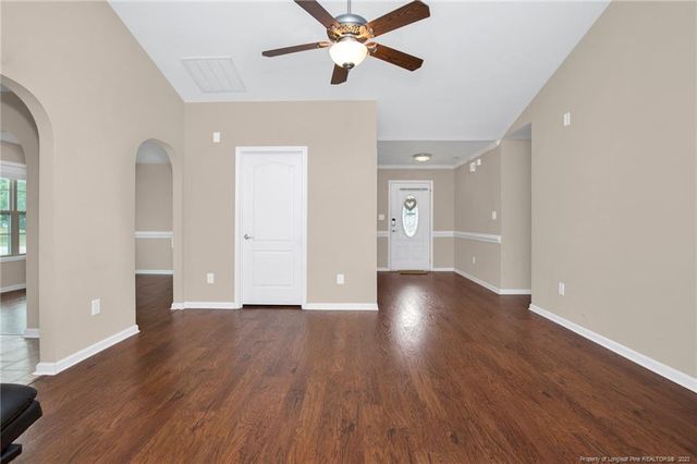 1093 Saint Johns Loop, Raeford, NC 28376