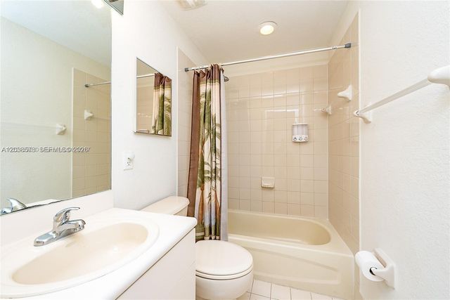 10901 NW 83rd St 104, Doral, FL 33178