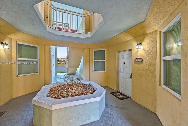 10901 NW 83rd St 104, Doral, FL 33178