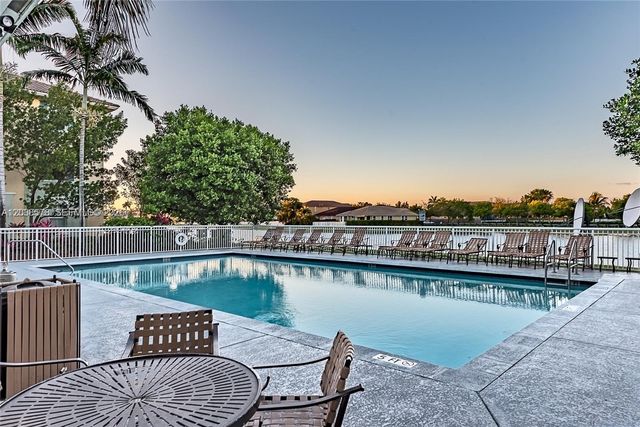 10901 NW 83rd St 104, Doral, FL 33178