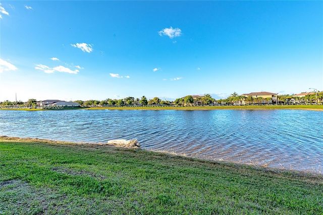 10901 NW 83rd St 104, Doral, FL 33178