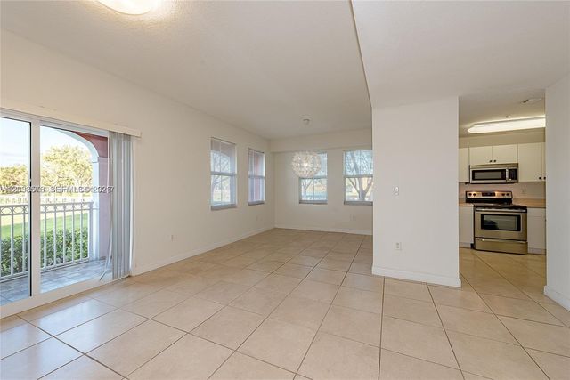 10901 NW 83rd St 104, Doral, FL 33178