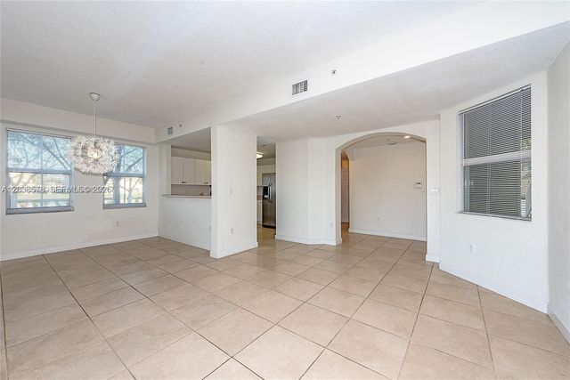 10901 NW 83rd St 104, Doral, FL 33178