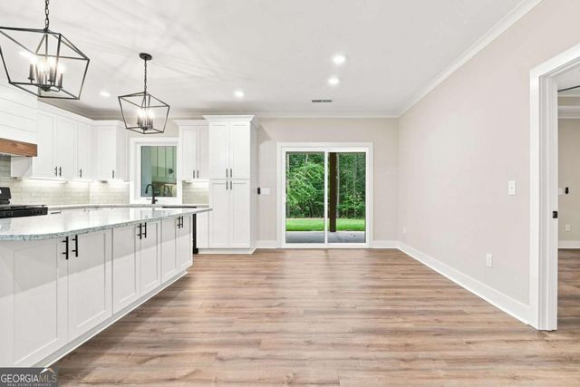 647 S McCollum Drive, Canton, GA 30114