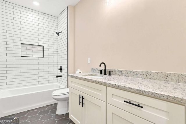 647 S McCollum Drive, Canton, GA 30114