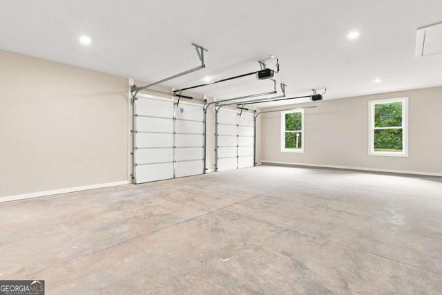 647 S McCollum Drive, Canton, GA 30114