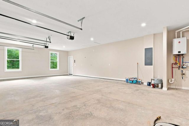 647 S McCollum Drive, Canton, GA 30114