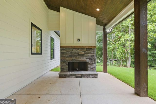 647 S McCollum Drive, Canton, GA 30114