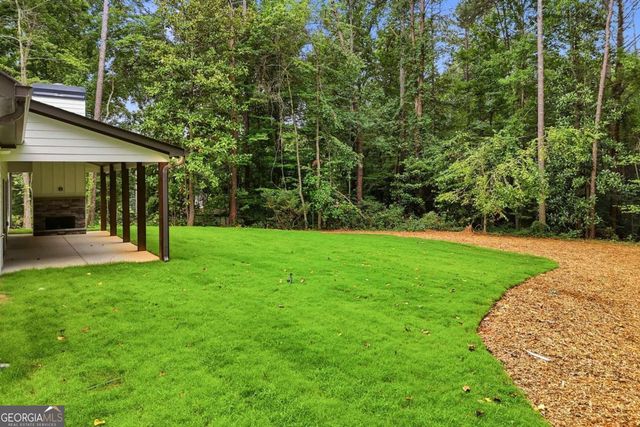 647 S McCollum Drive, Canton, GA 30114