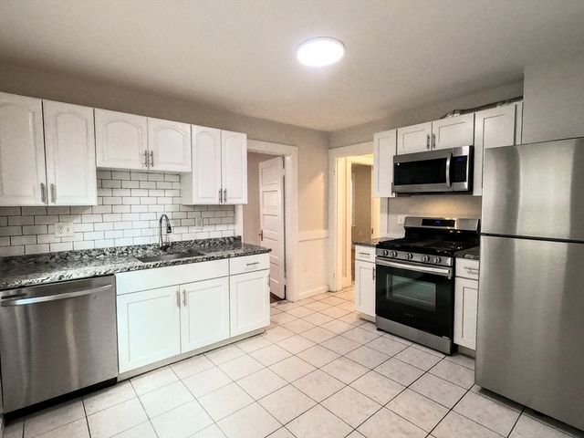 4110 Washington St 1, Boston, MA 02131