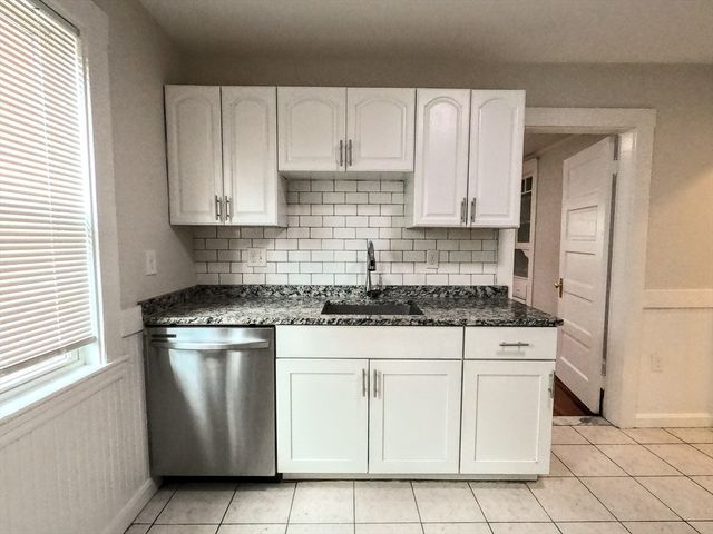 4110 Washington St 1, Boston, MA 02131