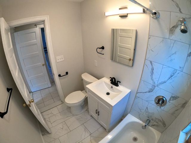 4110 Washington St 1, Boston, MA 02131