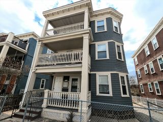 4110 Washington St 1, Boston, MA 02131