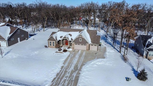 3016 Midnight Sun Drive, Sun Prairie, WI 53590