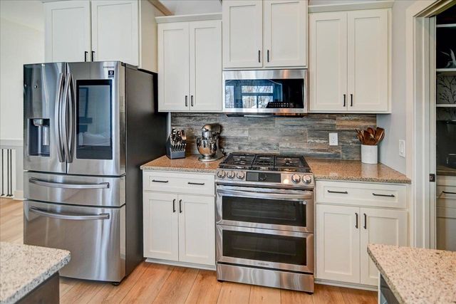 3016 Midnight Sun Drive, Sun Prairie, WI 53590