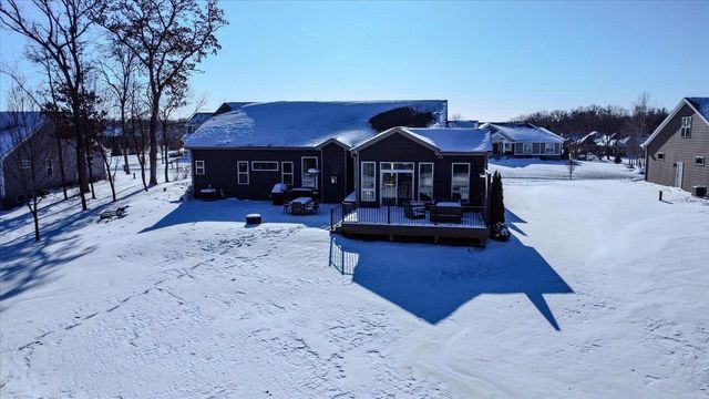 3016 Midnight Sun Drive, Sun Prairie, WI 53590
