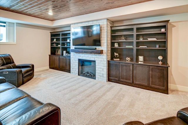 3016 Midnight Sun Drive, Sun Prairie, WI 53590