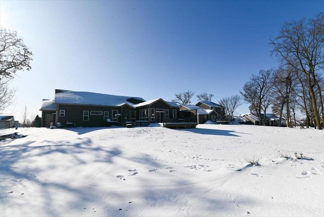 3016 Midnight Sun Drive, Sun Prairie, WI 53590