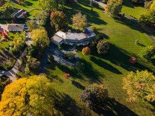 418 W County Line Road, Barrington, IL 60010