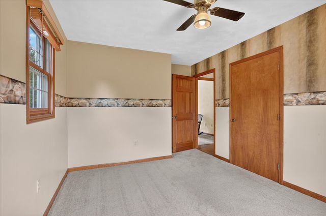 22216 E Ave N, Pennfield Twp, MI 49017