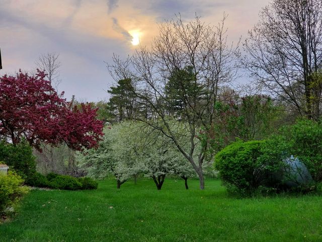 22216 E Ave N, Pennfield Twp, MI 49017