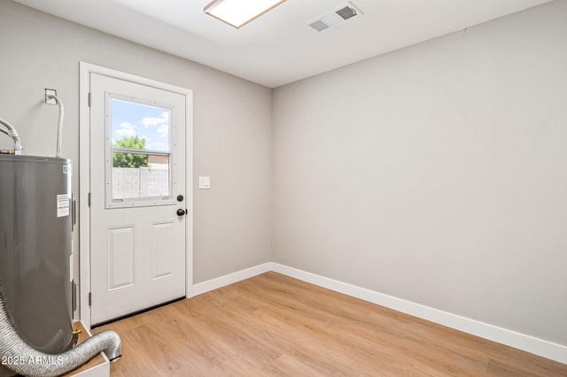 9459 N 64TH Drive, Glendale, AZ 85302