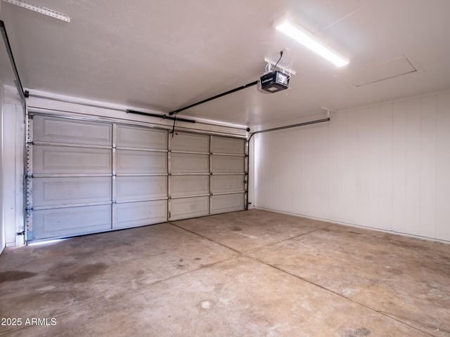 9459 N 64TH Drive, Glendale, AZ 85302