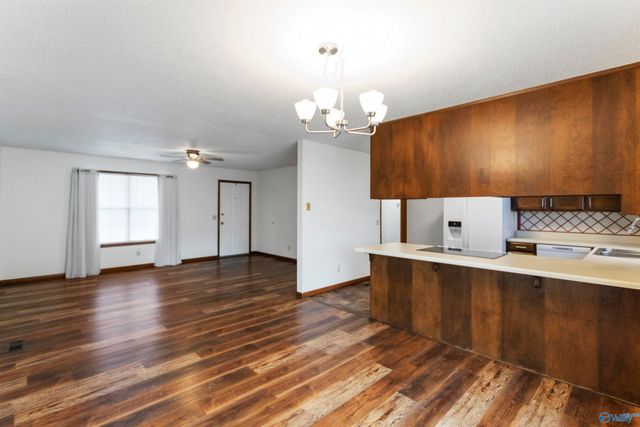 28 Arad Thompson Road NE, Arab, AL 35016