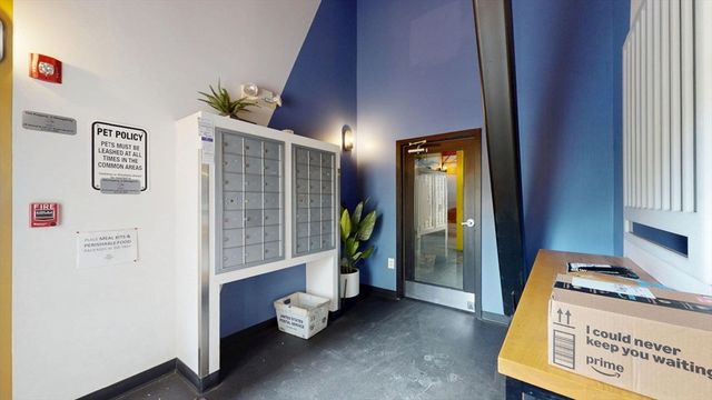 950 Broadway 35, Chelsea, MA 02150