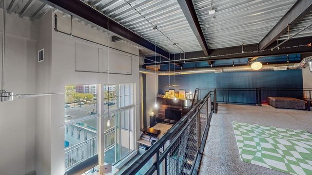 950 Broadway 35, Chelsea, MA 02150