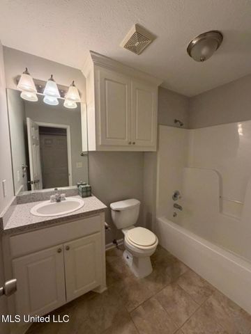 1002 Brashears Point, Ridgeland, MS 39157