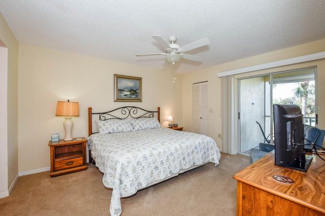 437 CERROMAR LANE 519, Venice, FL 34293