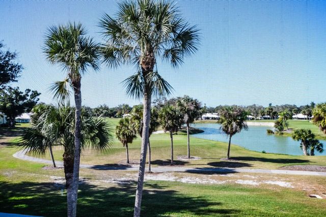 437 CERROMAR LANE 519, Venice, FL 34293