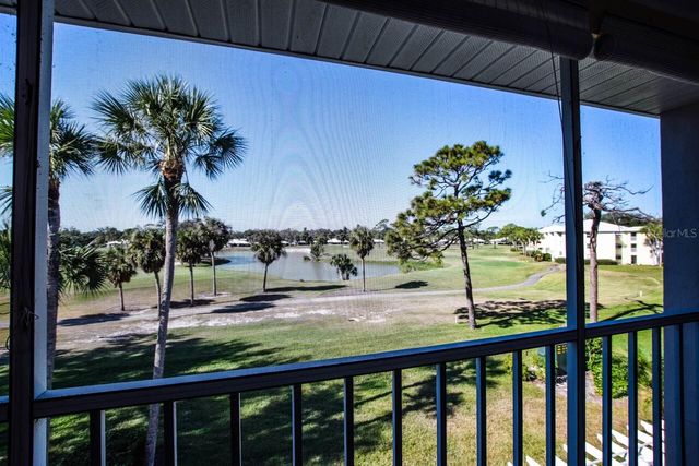 437 CERROMAR LANE 519, Venice, FL 34293